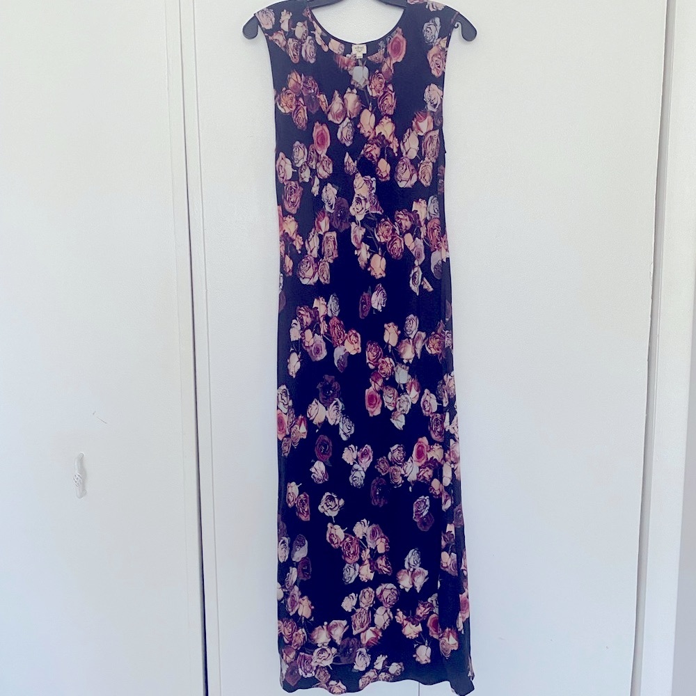Beautiful Silk Aritzia Column Dress